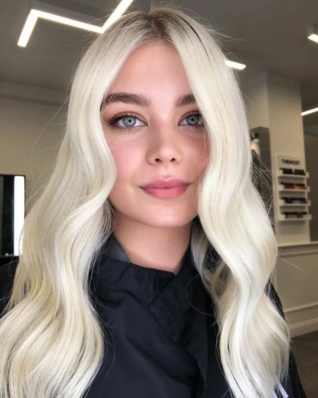 White Vanilla Blonde Waves